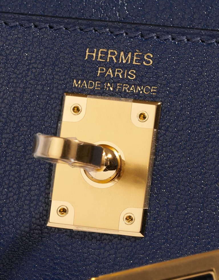 Pre-owned Hermès bag Kelly 25 Chèvre Chamkila Blue Saphire Blue Logo | Sell your designer bag on Saclab.com