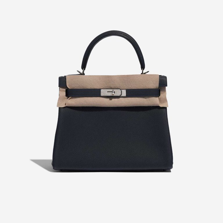 Pre-owned Hermès bag Kelly 28 Togo Bleu Nuit Blue Front Velt | Sell your designer bag on Saclab.com