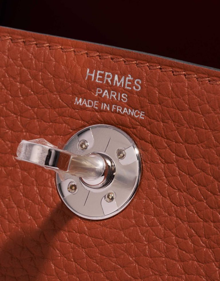 Pre-owned Hermès bag Lindy 20 Mini Clemence Cuivre Red Logo | Sell your designer bag on Saclab.com