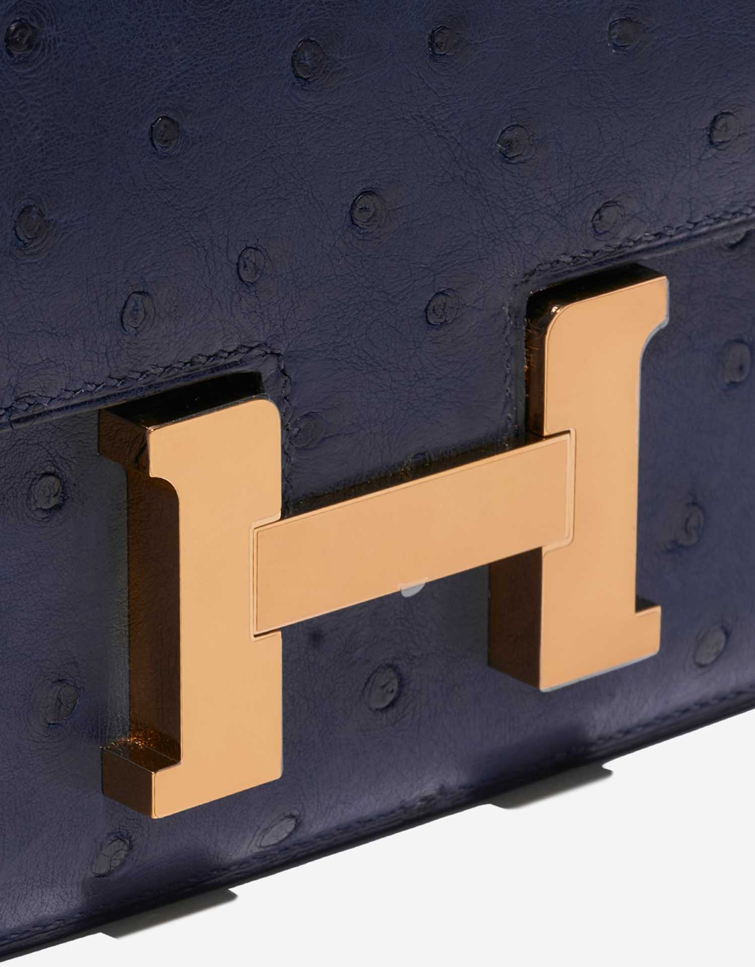 Pre-owned Hermès bag Constance 18 Ostrich Bleu Saphir Blue Closing System | Sell your designer bag on Saclab.com