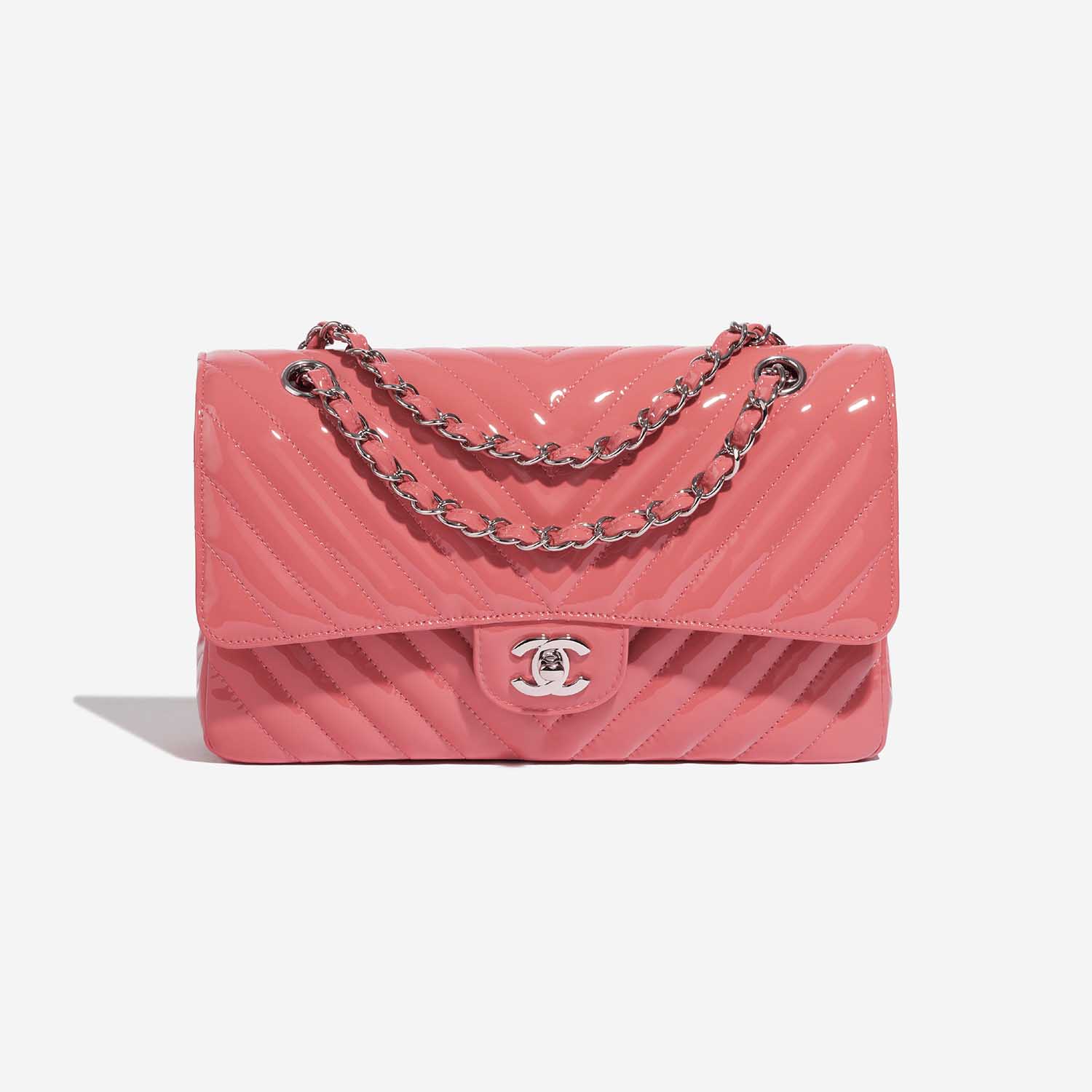 Sac Chanel d'occasion Classique Medium Patent Pink Pink Front | Vendez votre sac de créateur sur Saclab.com