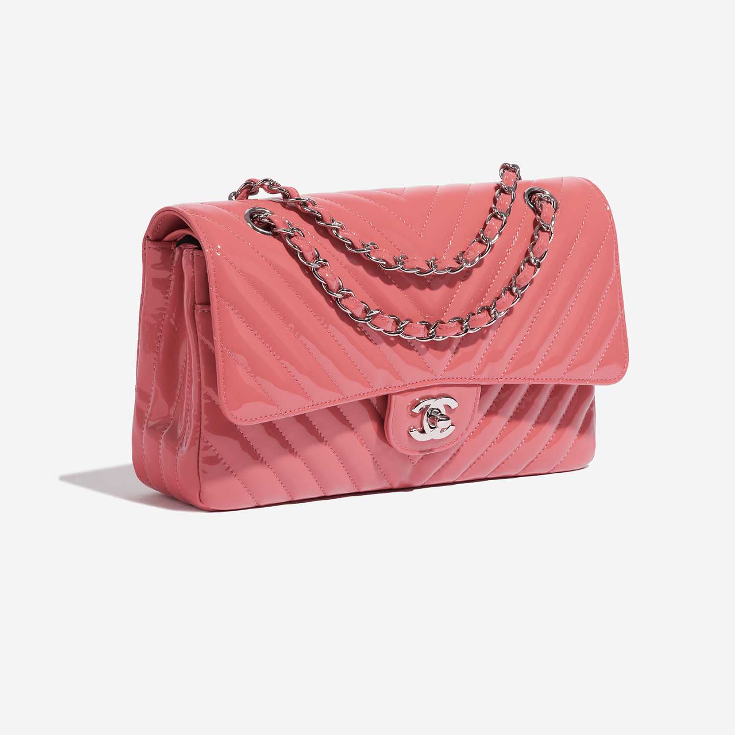 Pre-owned Chanel bag Timeless Medium Patent Pink Pink Side Front | Sell your designer bag on Saclab.com