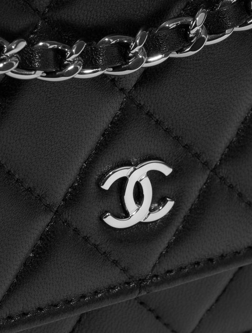 Pre-owned Chanel bag WOC Lamb Black Black Closing System | Sell your designer bag on Saclab.com