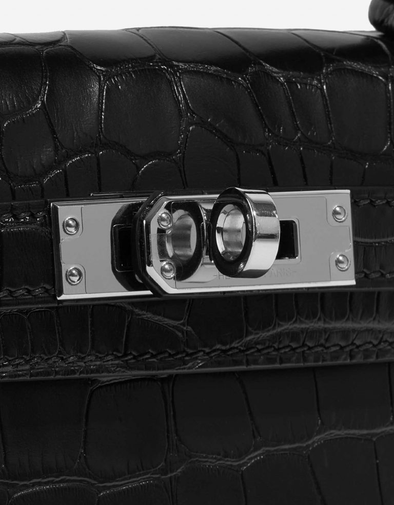 Pre-owned Hermès bag Kelly Mini Matte Alligator Black Black Closing System | Sell your designer bag on Saclab.com