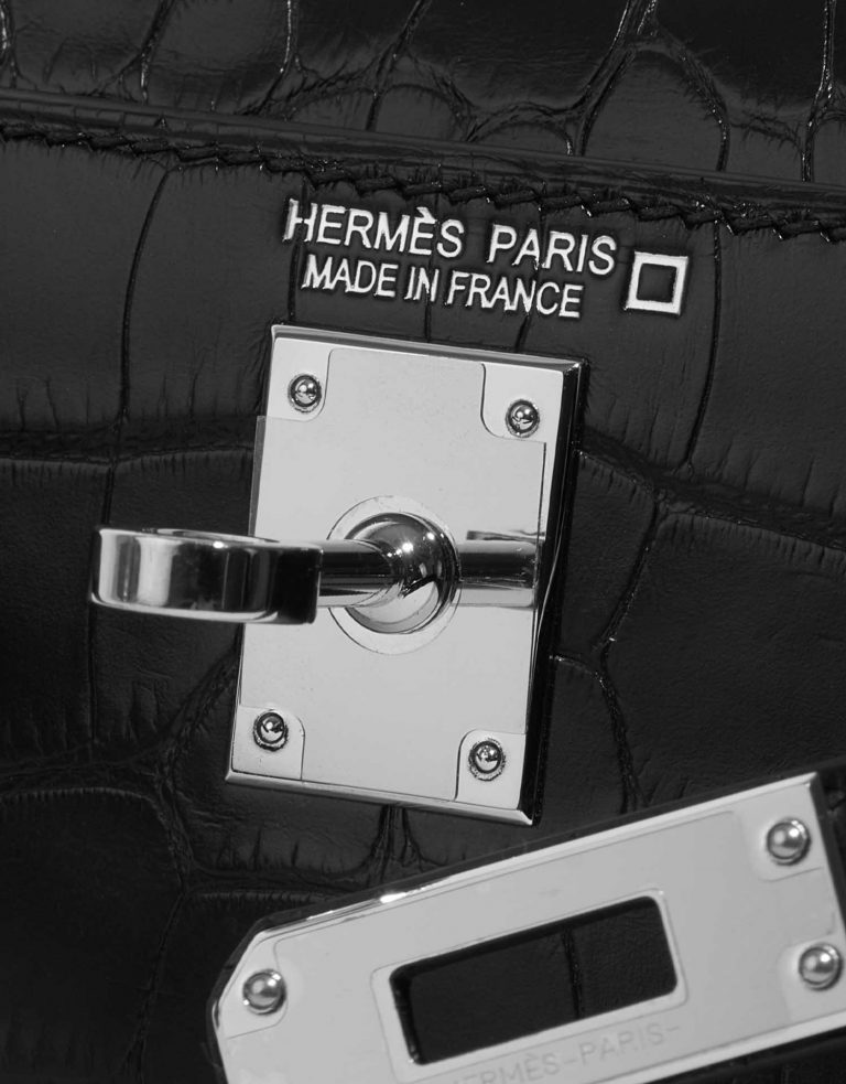 Pre-owned Hermès bag Kelly Mini Matte Alligator Black Black Logo | Sell your designer bag on Saclab.com