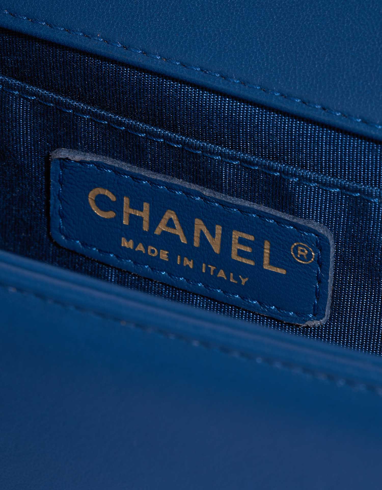 Pre-owned Chanel bag Boy Small Calf Blue Blue Logo | Sell your designer bag on Saclab.com