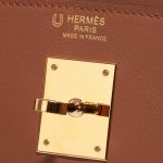 Pre-owned Hermès bag Kelly HSS 32 Swift Gold / Apricot Brown Logo | Sell your designer bag on Saclab.com