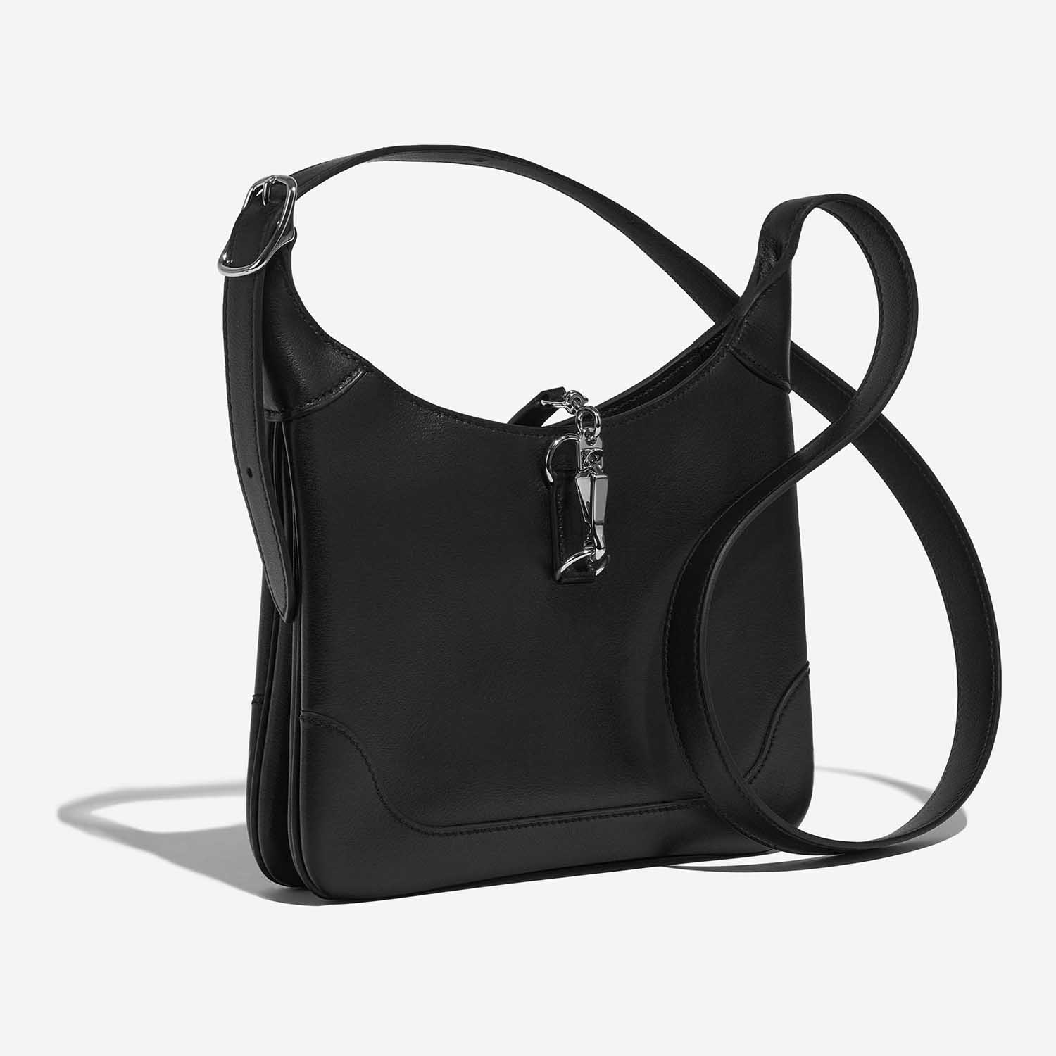 Pre-owned Hermès bag Trim Duo 24 Evercolor Black Black Side Front | Sell your designer bag on Saclab.com