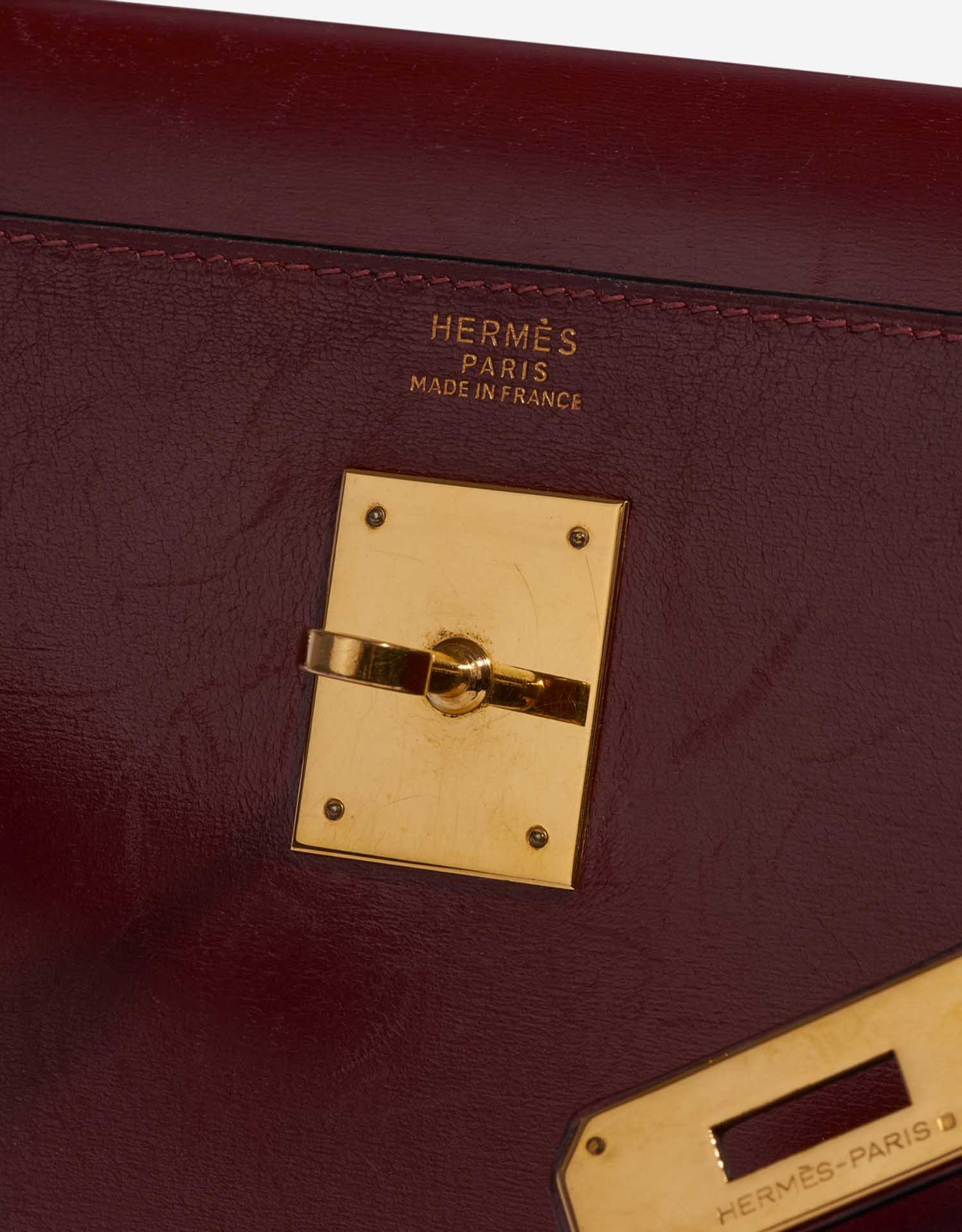 Gebrauchte Hermès Tasche Vintage Kelly 32 Box Rouge H Red Logo | Verkaufen Sie Ihre Designer-Tasche auf Saclab.com