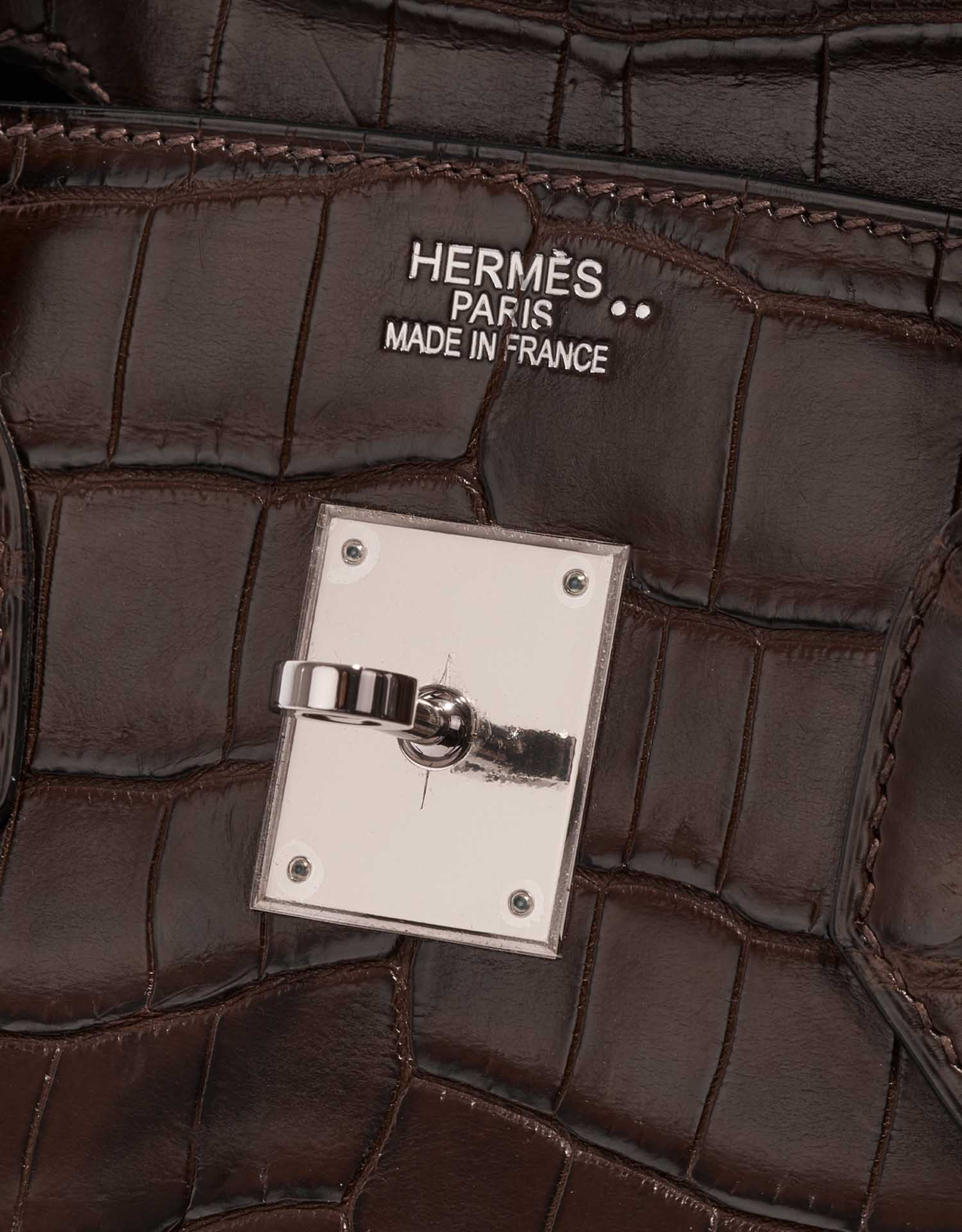 Pre-owned Hermès bag Birkin 35 Crocodile Niloticus Marron Brown Logo | Sell your designer bag on Saclab.com