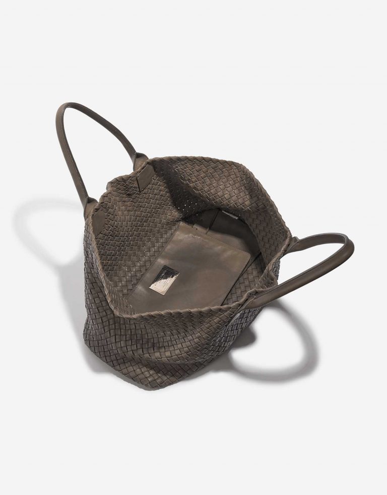 Pre-owned Bottega Veneta bag Cabat Large Lamb Brown Brown Inside | Sell your designer bag on Saclab.com