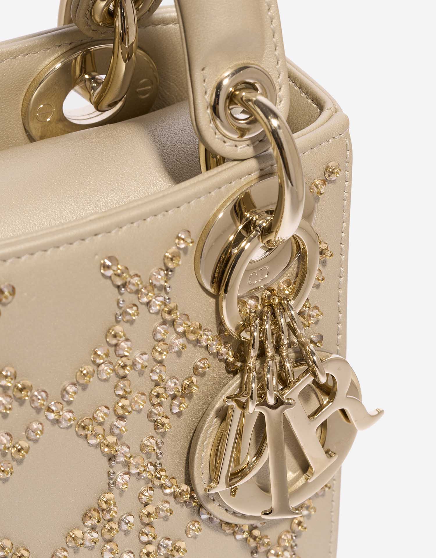 Pre-owned Dior bag Lady Mini Calf Light Beige Beige Closing System | Sell your designer bag on Saclab.com