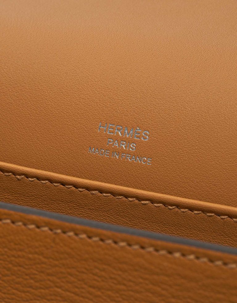 Pre-owned Hermès bag Geta Chevre Mysore Caramel Brown Logo | Sell your designer bag on Saclab.com