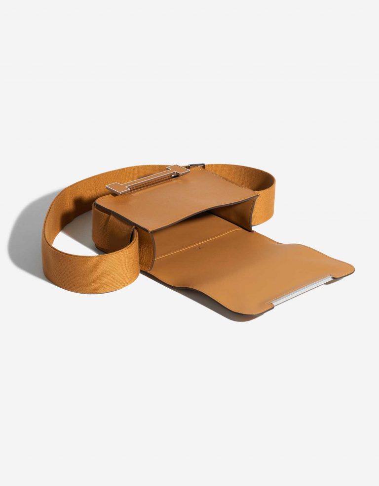 Gebrauchte Hermès Tasche Geta Chevre Mysore Caramel Brown Inside | Verkaufen Sie Ihre Designer-Tasche auf Saclab.com