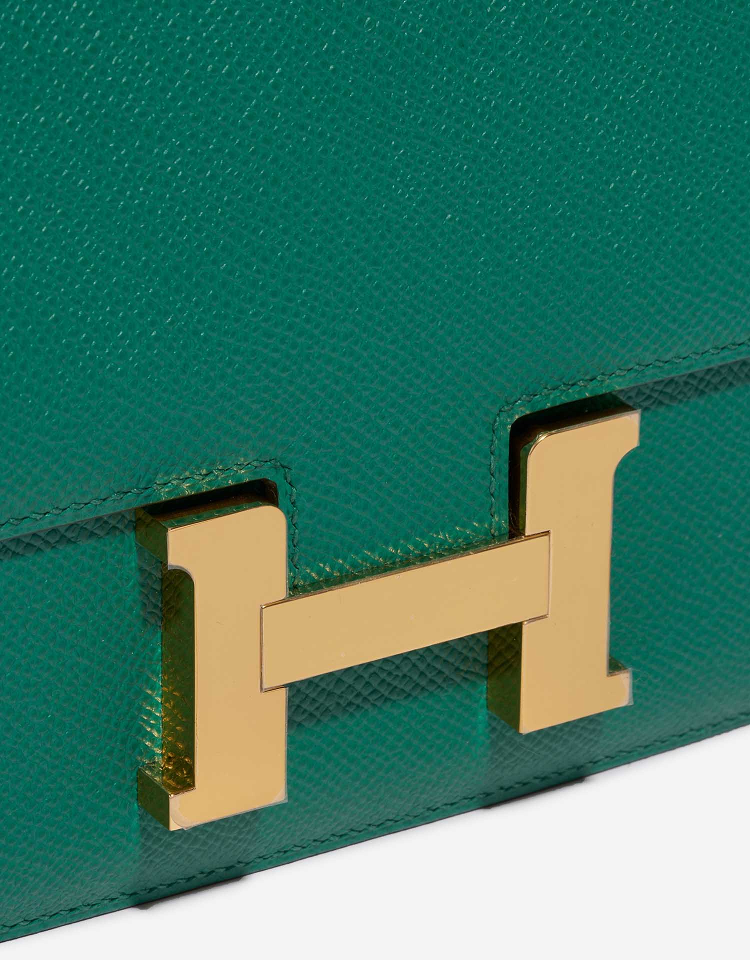 Pre-owned Hermès bag Constance 18 Espom Vert Jade Green Closing System | Sell your designer bag on Saclab.com