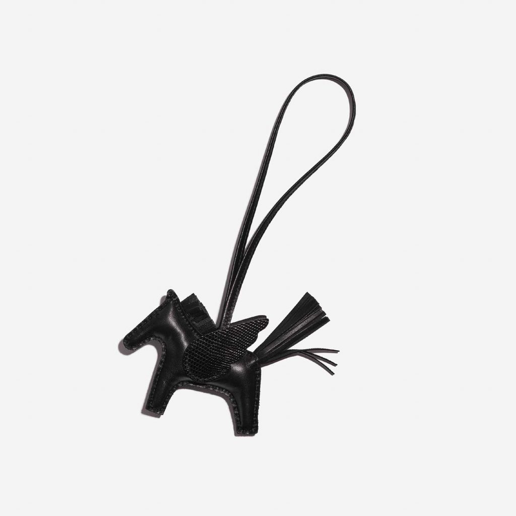 Breloque Hermes Rodeo Pegasus en noir. Vendu sur saclab.com