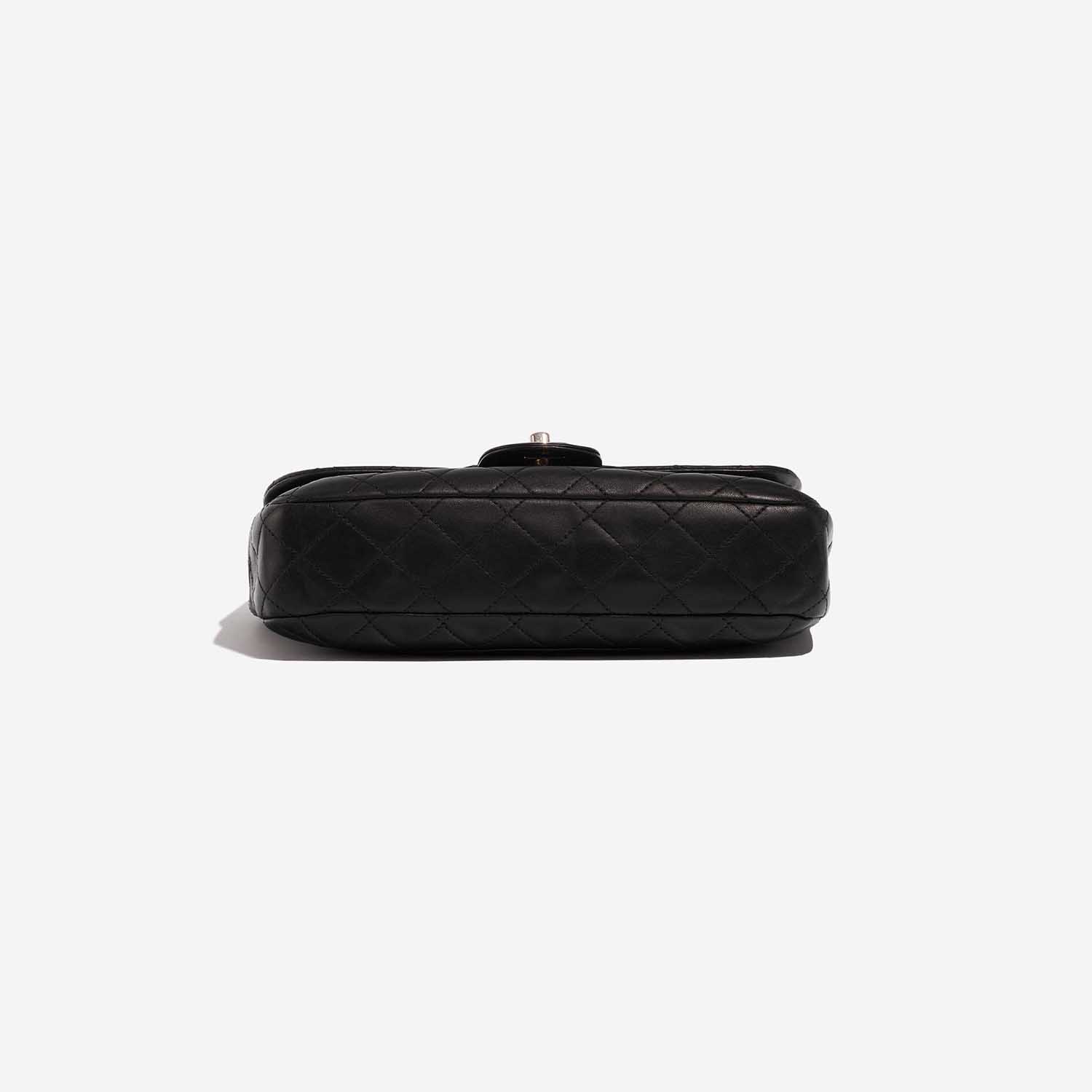 Pre-owned Chanel bag Timeless Medium Lamb Black Black Bottom | Sell your designer bag on Saclab.com