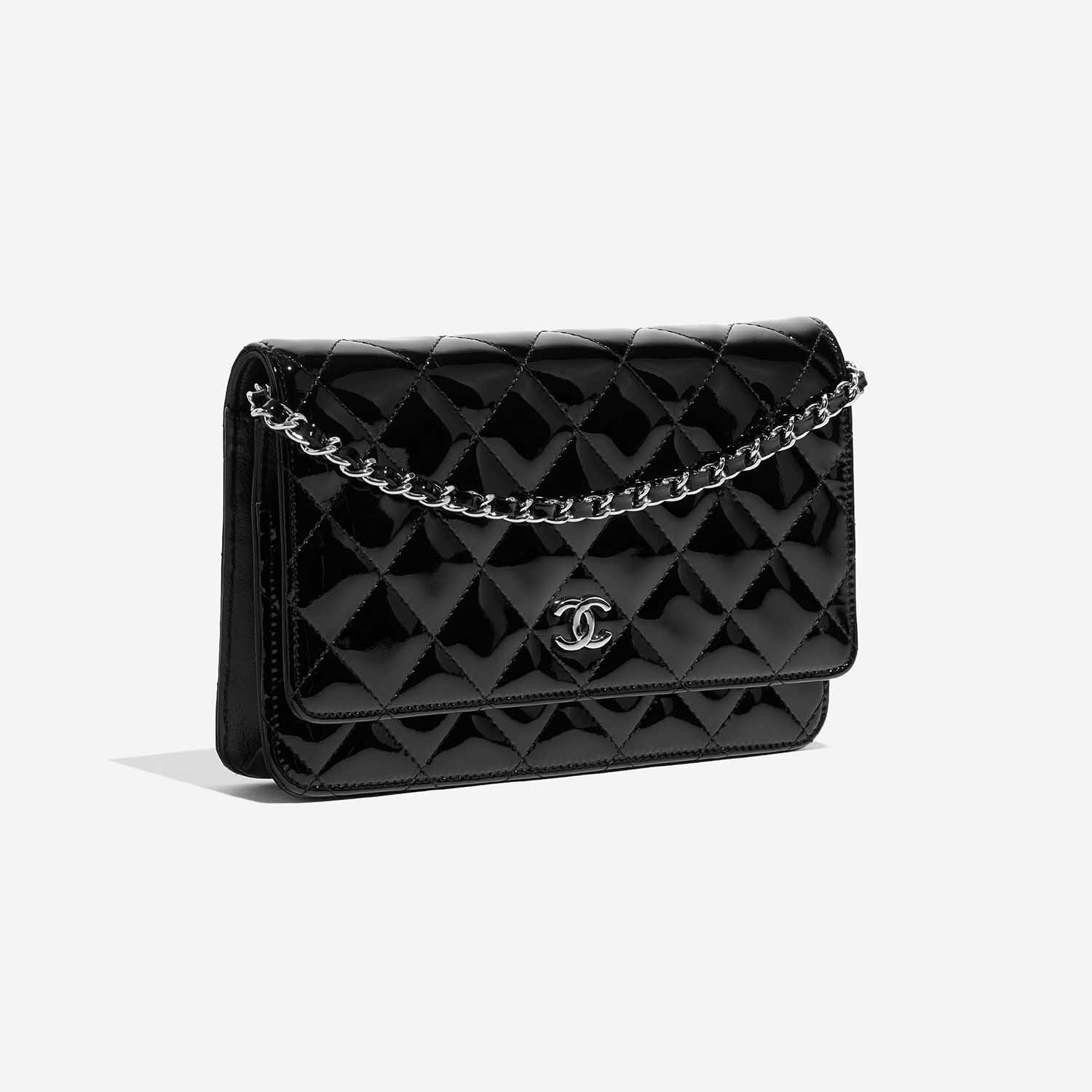 Pre-owned Chanel bag Timeless WOC Patent Leather Black Black Side Front | Sell your designer bag on Saclab.com