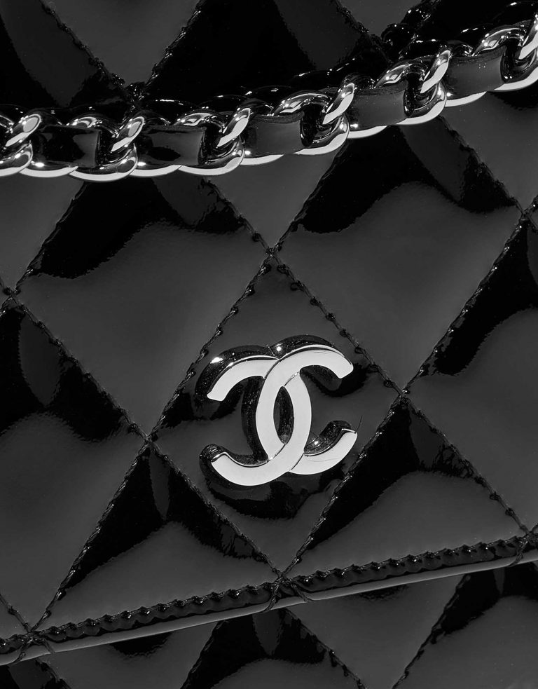 Pre-owned Chanel bag Timeless WOC Patent Leather Black Black Front | Sell your designer bag on Saclab.com