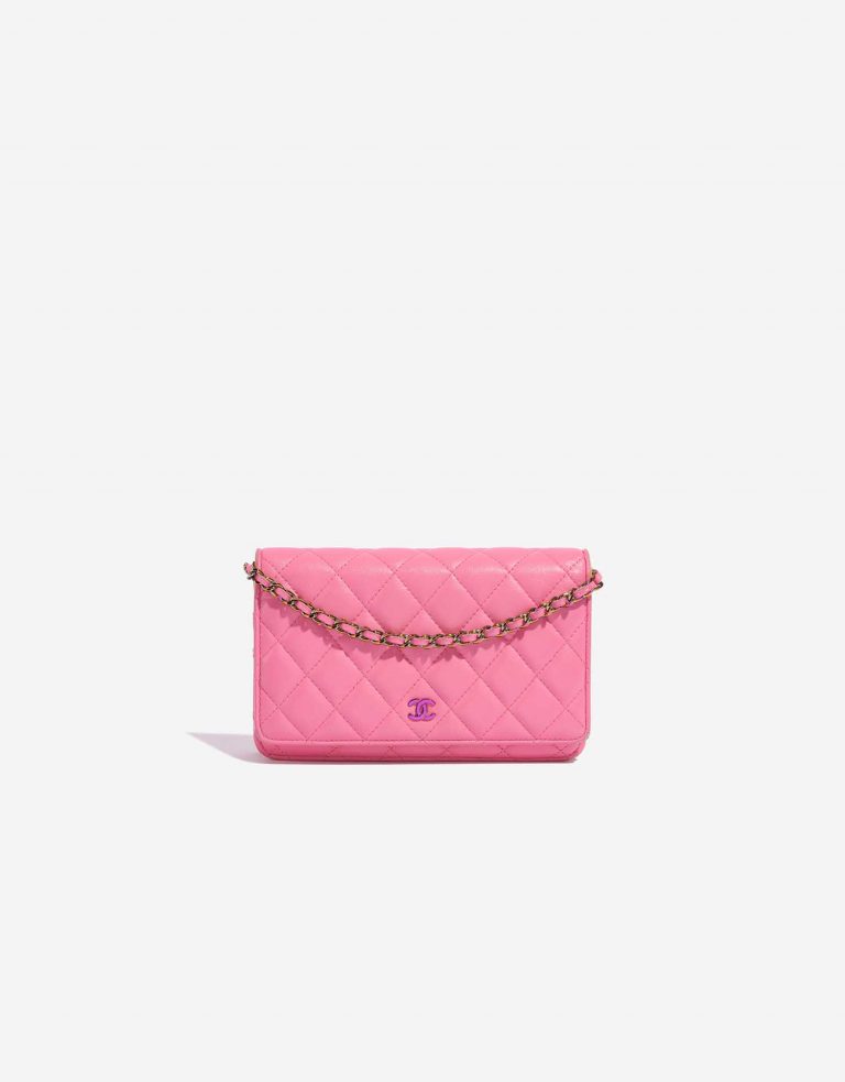 Pre-owned Chanel bag Timeless WOC Lamb Pink / Yellow Pink Front | Sell your designer bag on Saclab.com