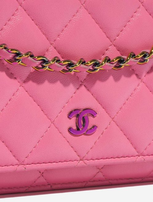 Pre-owned Chanel bag Timeless WOC Lamb Pink / Yellow Pink Closing System | Sell your designer bag on Saclab.com