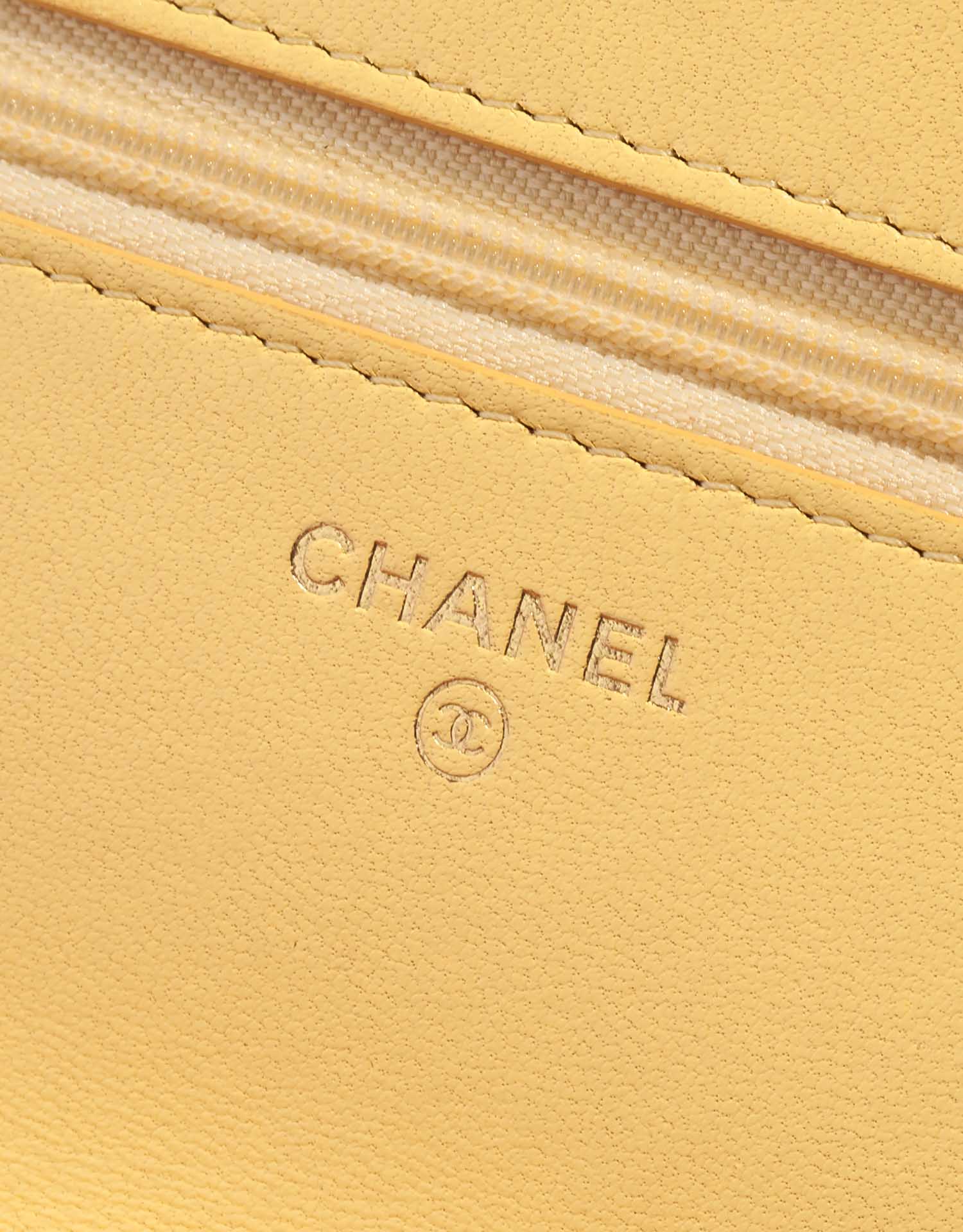 Pre-owned Chanel bag Timeless WOC Lamb Pink / Yellow Pink Logo | Sell your designer bag on Saclab.com