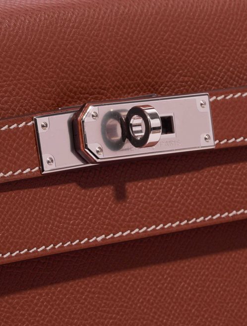 Gebrauchte Hermès Tasche Kelly 32 Epsom Sienne Braun Verschluss-System | Verkaufen Sie Ihre Designer-Tasche auf Saclab.com