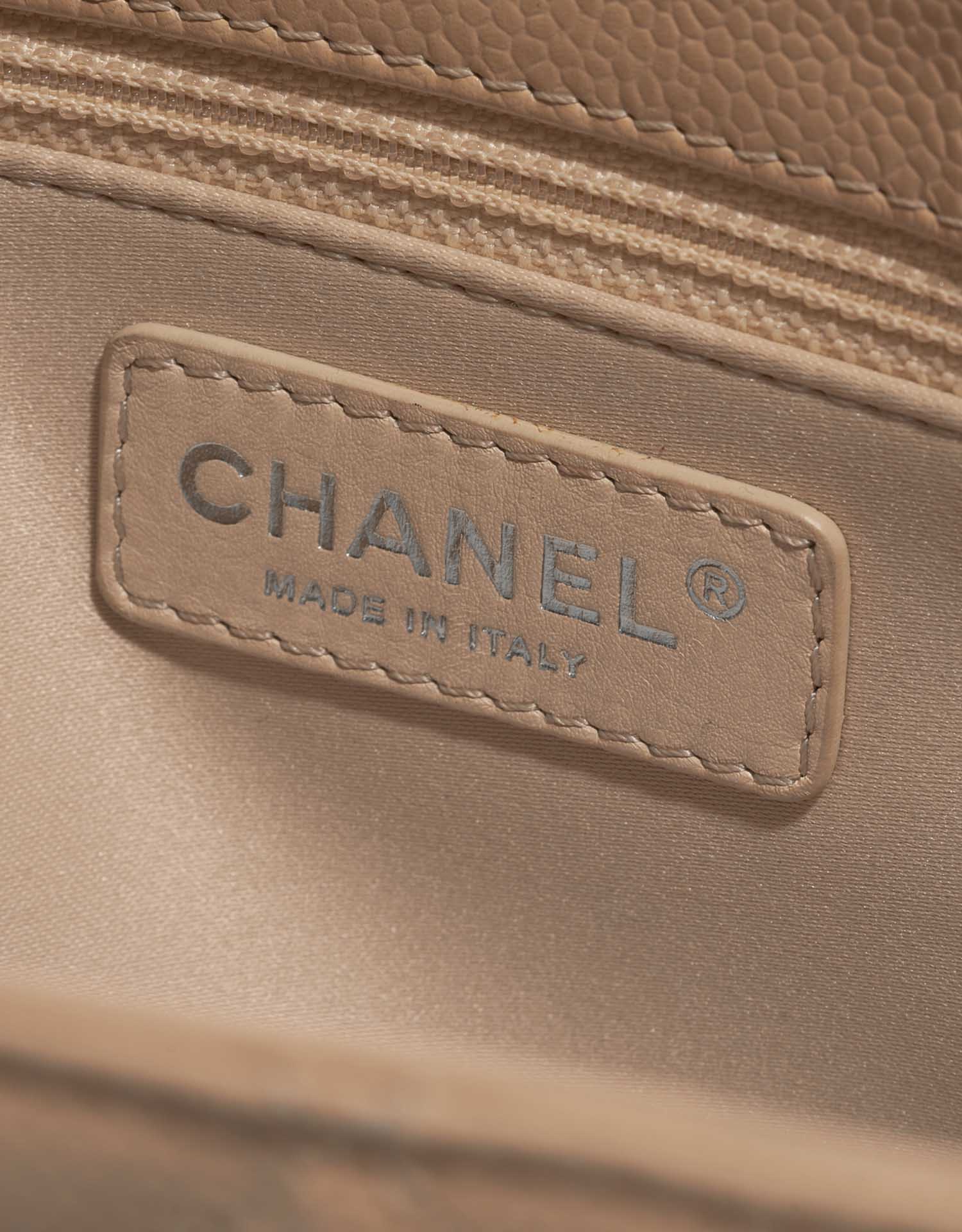 Pre-owned Chanel bag Shopping Tote GST Caviar Beige Beige Logo | Sell your designer bag on Saclab.com