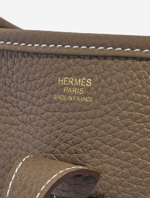 Pre-owned Hermès bag Evelyne 29 Taurillon Clemence Etoupe Beige Logo | Sell your designer bag on Saclab.com