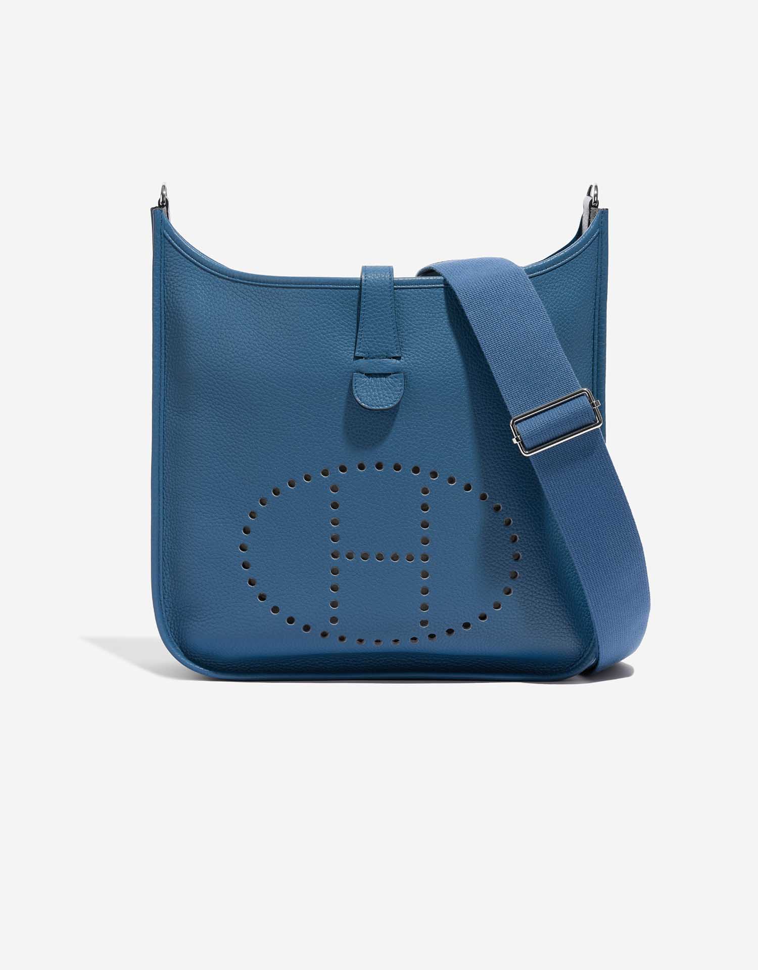 D' Borse - Hermes Evelyne 3 PM 29cm In Blue Agate Clemence Leather With  e Strap PHW *RARE PIECE* Contact us at 0164553444 Location : 25  Lorong Bangkok,Pulau Tikus,10250 Georgetown Pg PM