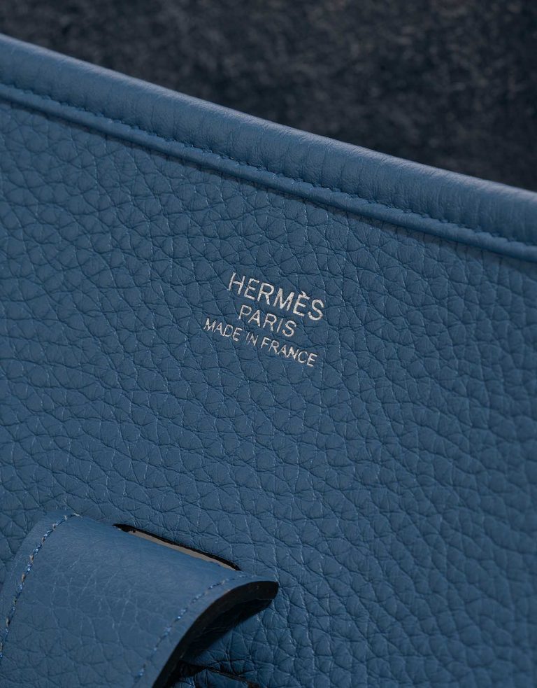 Pre-owned Hermès bag Evelyne 33 Clemence Bleu Agathe Blue Logo | Sell your designer bag on Saclab.com