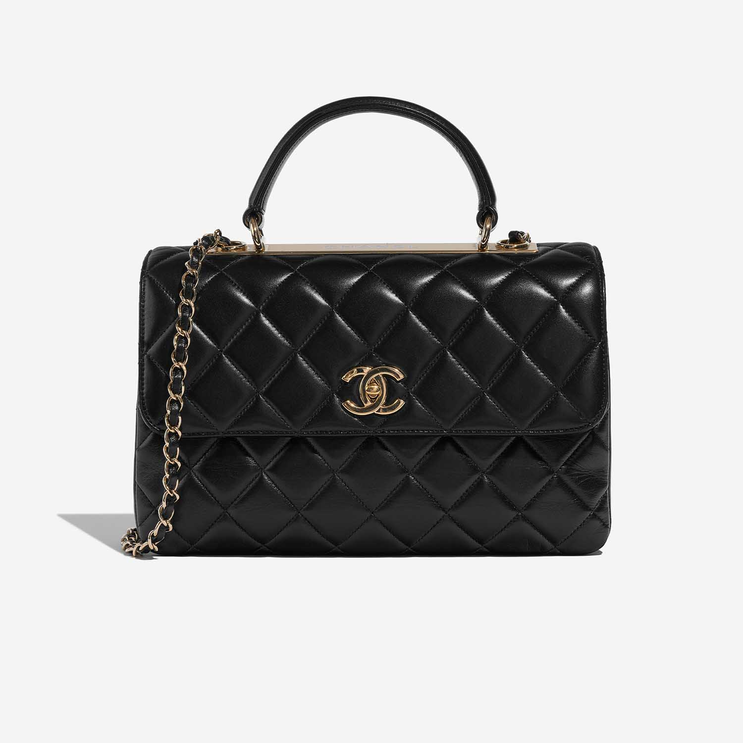 CHANEL Vintage Classic Chain Shoulder Bag Single Flap Quilted Lamb For Sale  at 1stDibs