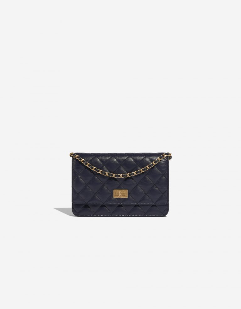 Pre-owned Chanel Tasche 2.55 Reissue WOC Aged Kalbsleder Navy Blue Blue Front | Verkaufen Sie Ihre Designer-Tasche auf Saclab.com