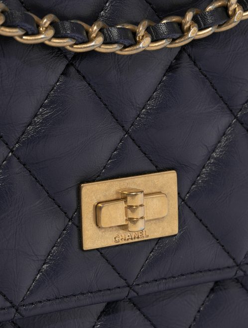 Pre-owned Chanel bag 2.55 Reissue WOC Aged Calf Navy Blue Blue Closing System | Sell your designer bag on Saclab.com