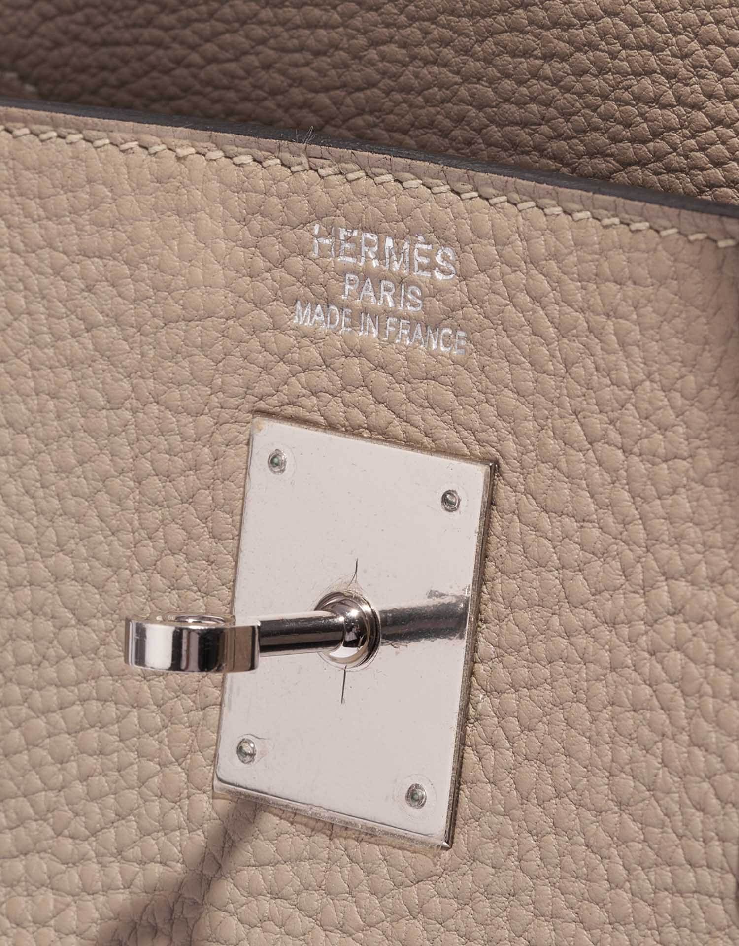 Sac Hermès d'occasion Birkin 40 Clémence Gris Tourterelle Grey Logo | Vendez votre sac de créateur sur Saclab.com