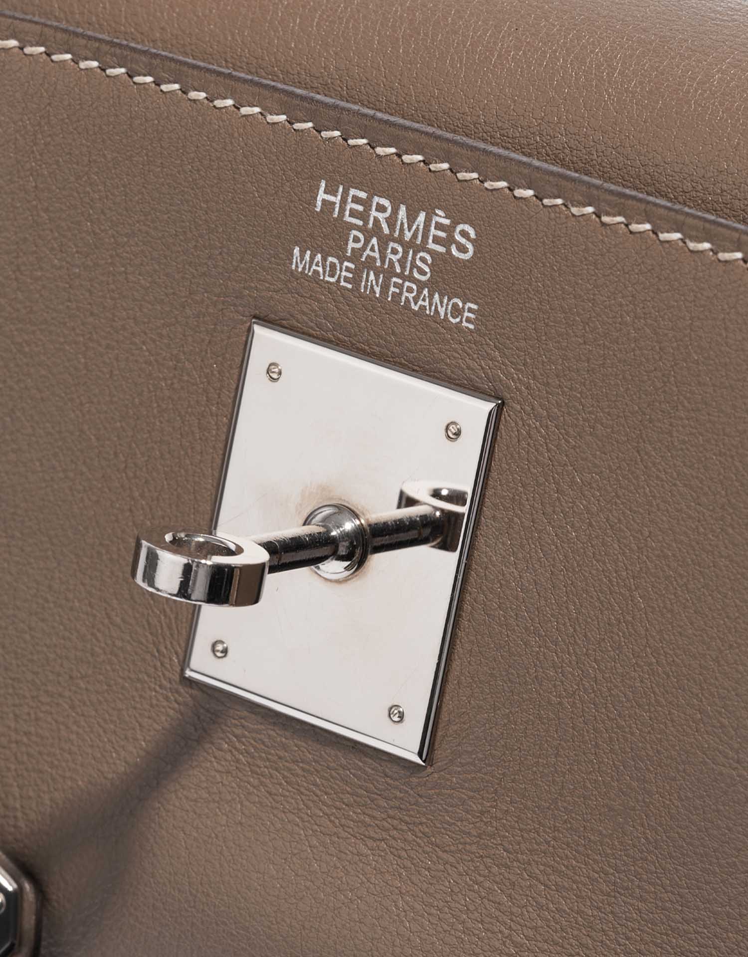 Pre-owned Hermès bag Kelly 35 Swift Etoupe Brown, Grey Logo | Sell your designer bag on Saclab.com