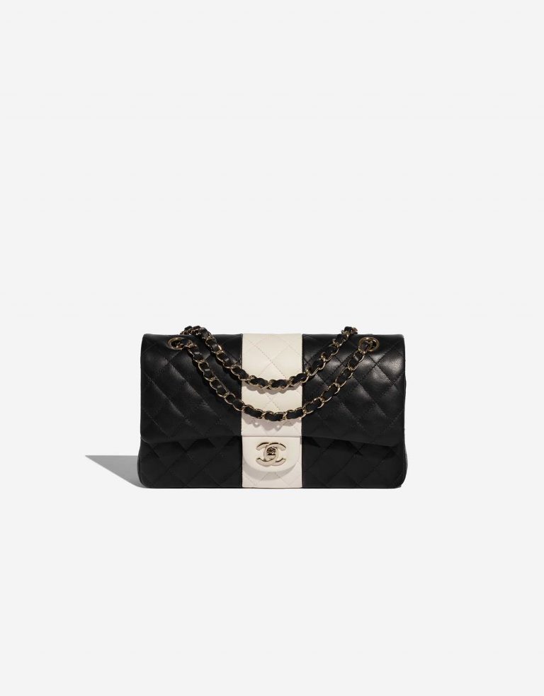 Pre-owned Chanel Tasche Timeless Medium Lammleder Schwarz / Weiß Schwarz Front | Verkaufen Sie Ihre Designer-Tasche auf Saclab.com