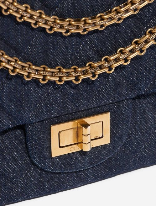 Pre-owned Chanel bag 2.55 Reissue 227 Denim Blue Blue Closing System | Sell your designer bag on Saclab.com