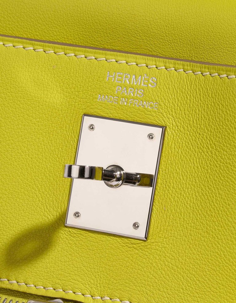 Pre-owned Hermès bag Kelly Lakis 35 Swift Lime Yellow Logo | Sell your designer bag on Saclab.com