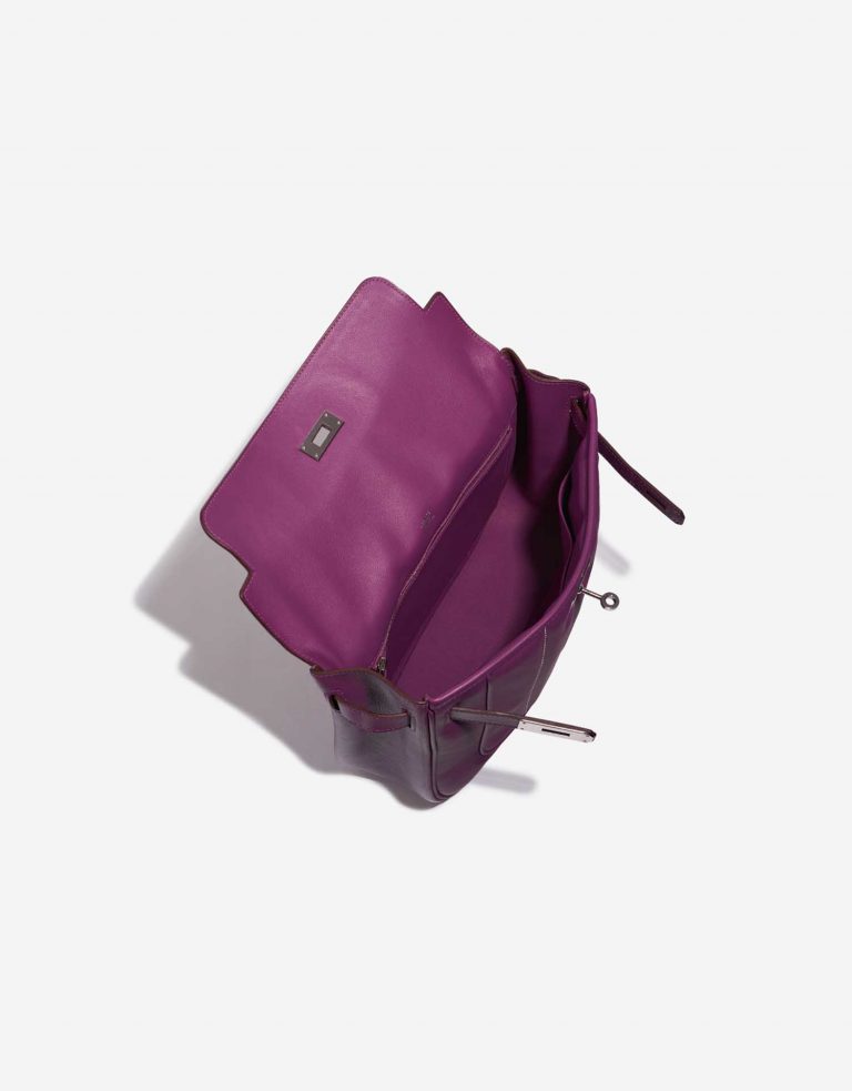 Pre-owned Hermès bag Berline 28 Swift Anemone Violet Inside | Sell your designer bag on Saclab.com