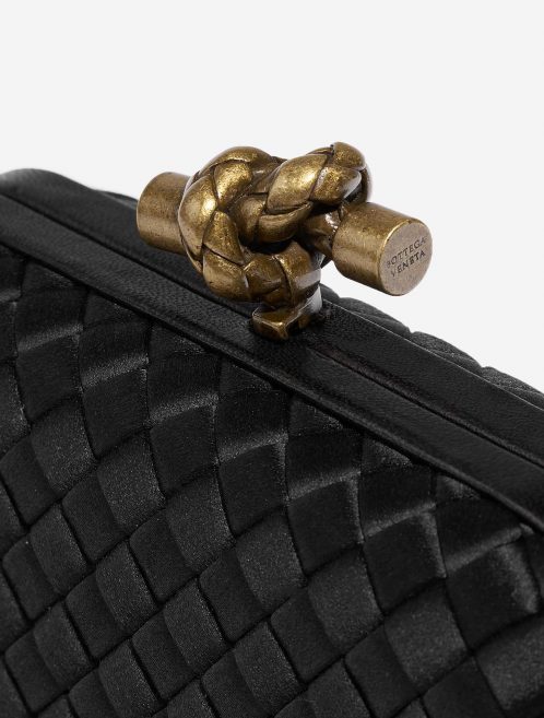 Pre-owned Bottega Veneta bag Knot Clutch Silk Black Black Closing System | Sell your designer bag on Saclab.com