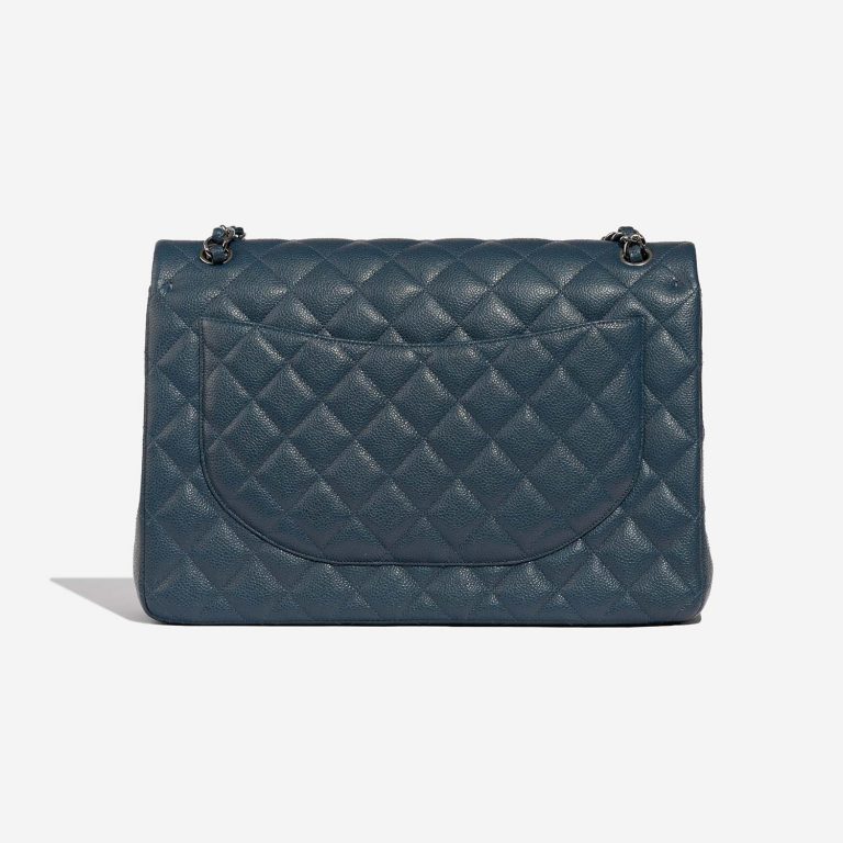 Sac Chanel d'occasion Timeless Maxi Caviar Bleu nacré Bleu dos | Vendez votre sac de créateur sur Saclab.com