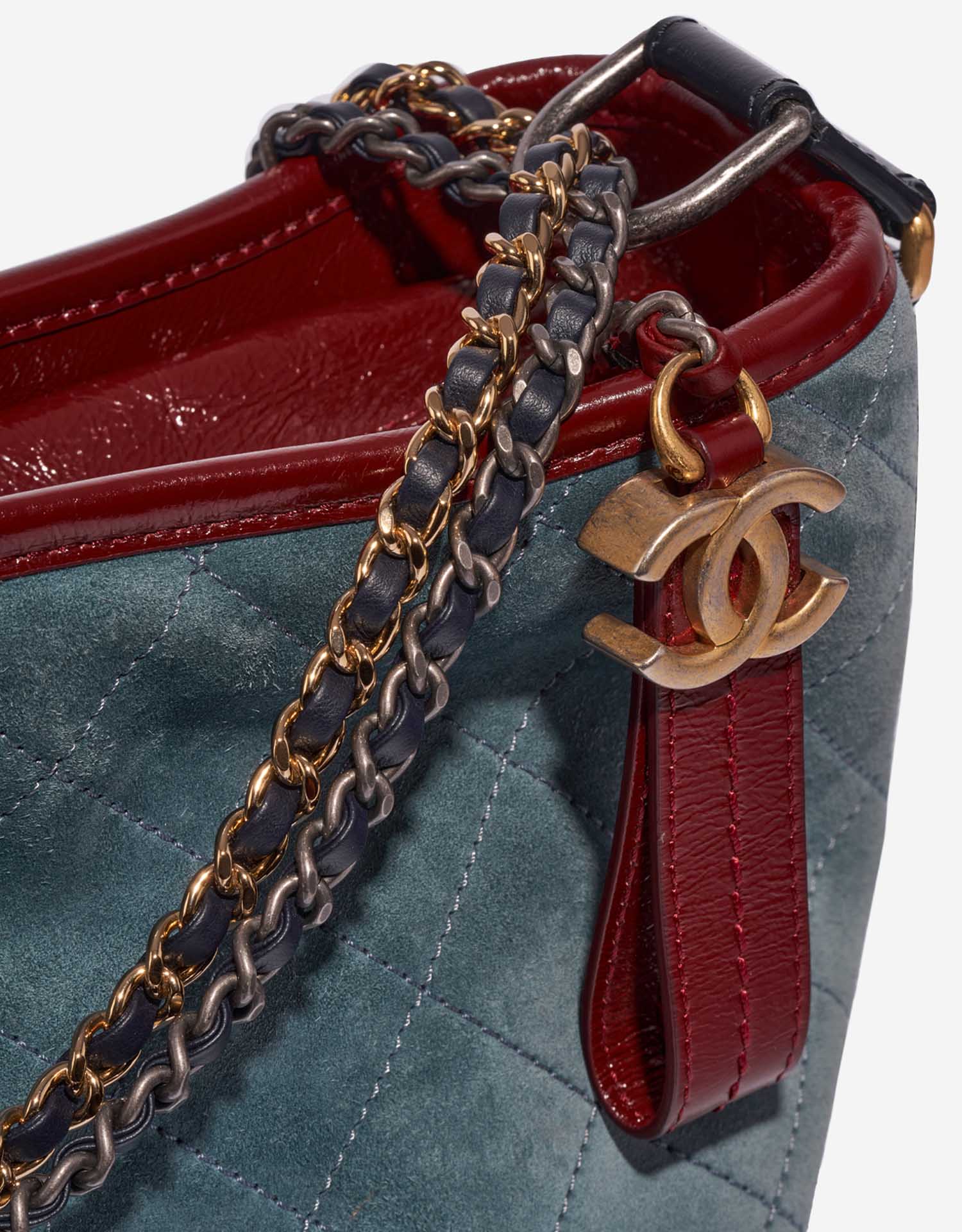 Gabrielle leather crossbody bag Chanel Blue in Leather - 25614568