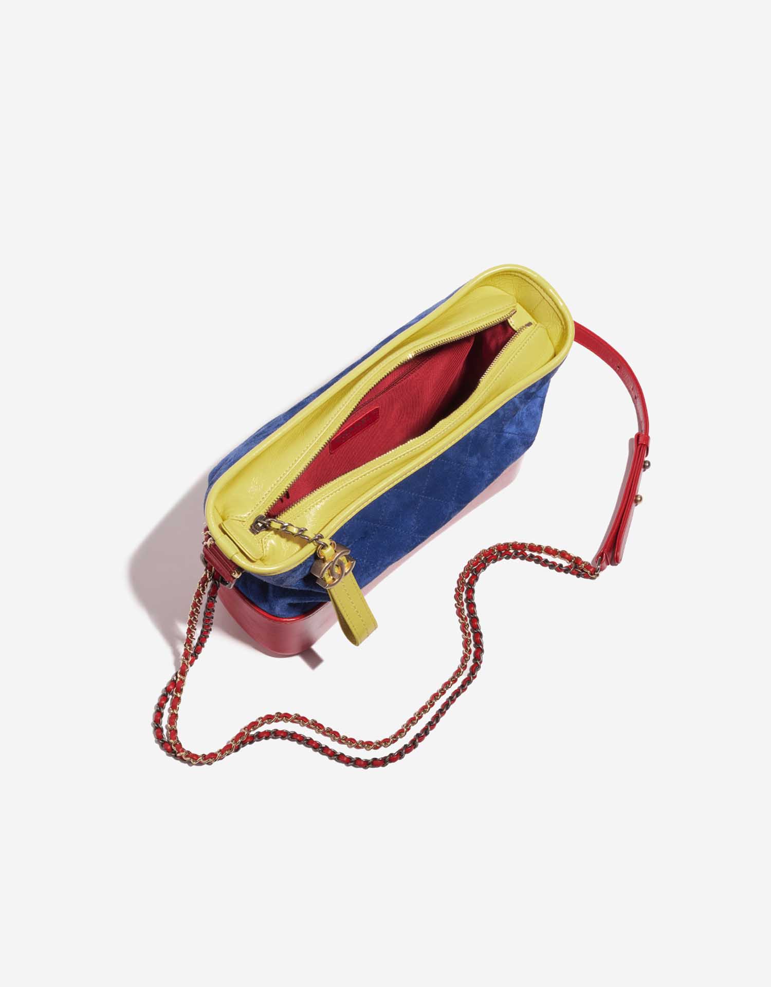 Gebrauchte Chanel Tasche Gabrielle Medium Kalbsleder / Wildleder Blau / Rot / Gelb Blau, Multicolour Inside | Verkaufen Sie Ihre Designer-Tasche auf Saclab.com