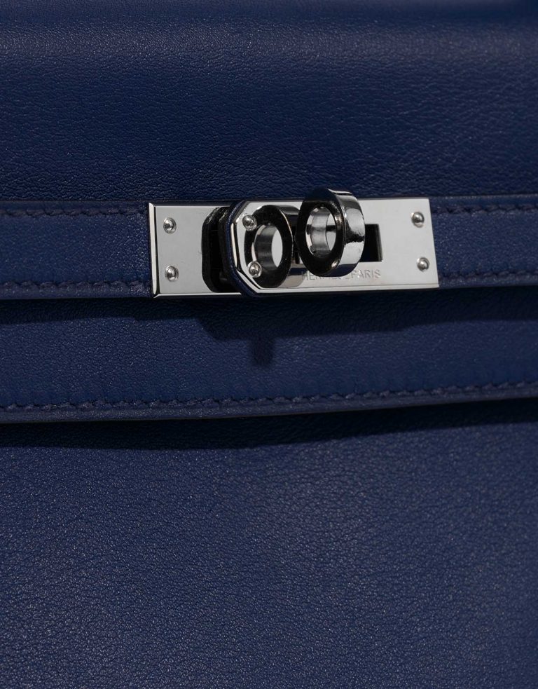 Pre-owned Hermès bag Kelly 25 Swift Blue Saphir Blue Front | Sell your designer bag on Saclab.com