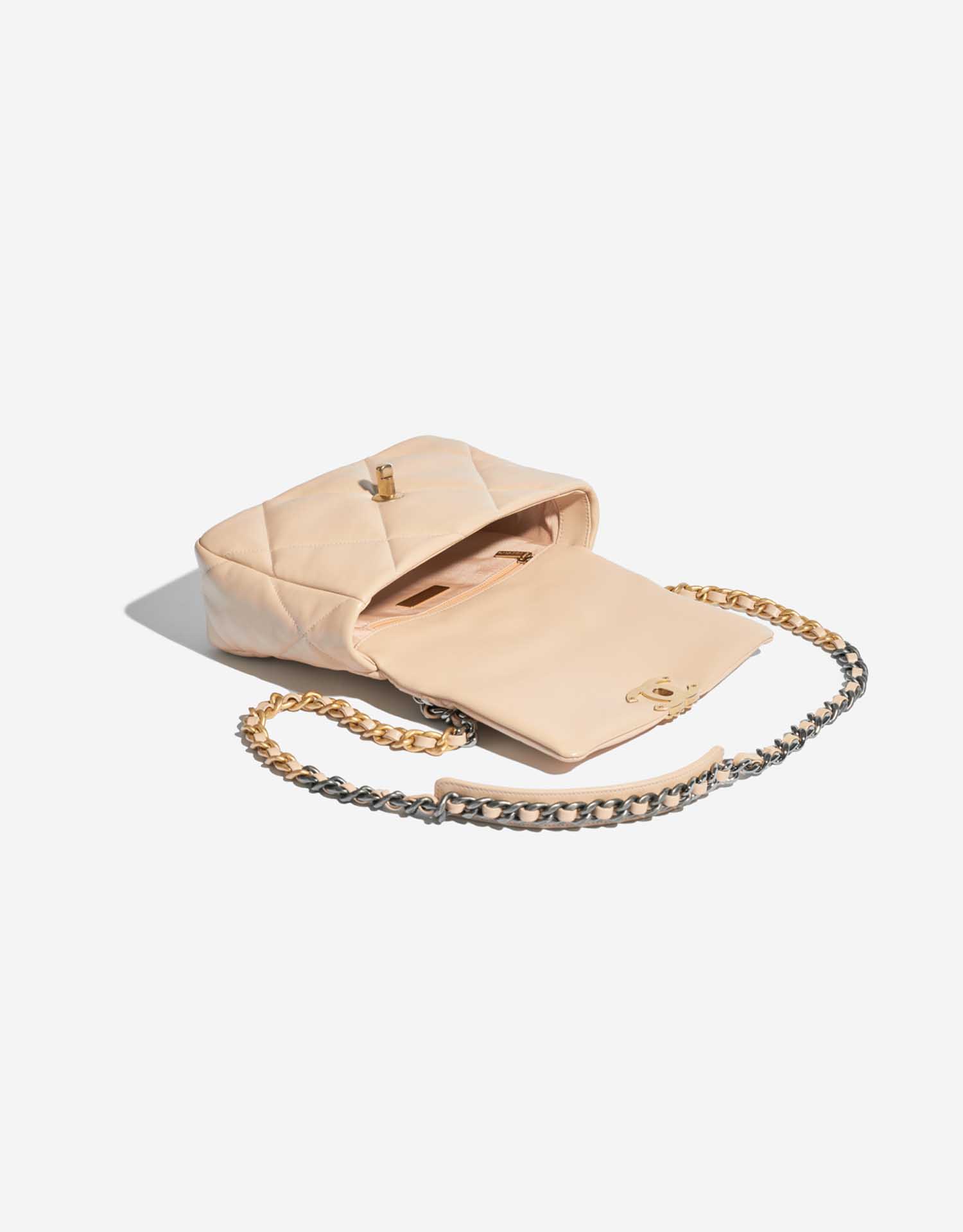 Chanel 19 Flap Bag Lamb Beige | SACLÀB