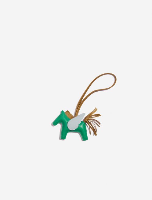Sac Hermès d'occasion Rodeo Pegasus PM Milo Menthe / Sesame / Blue Brume Green Front | Vendez votre sac de créateur sur Saclab.com
