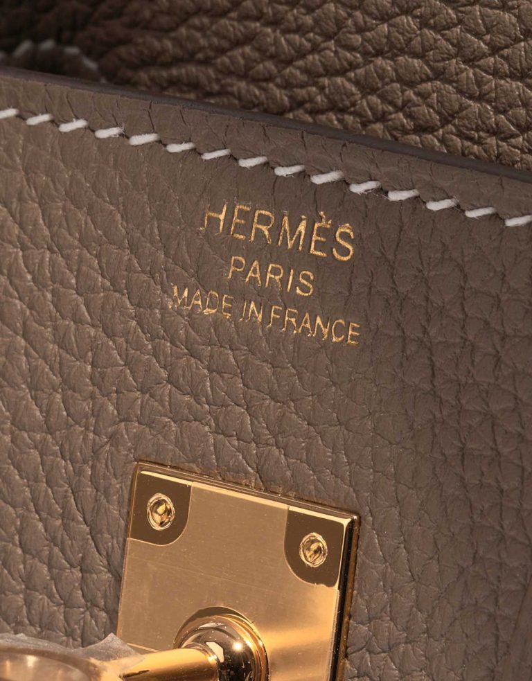 Pre-owned Hermès bag Birkin 25 Togo Etoupe Brown Logo | Sell your designer bag on Saclab.com