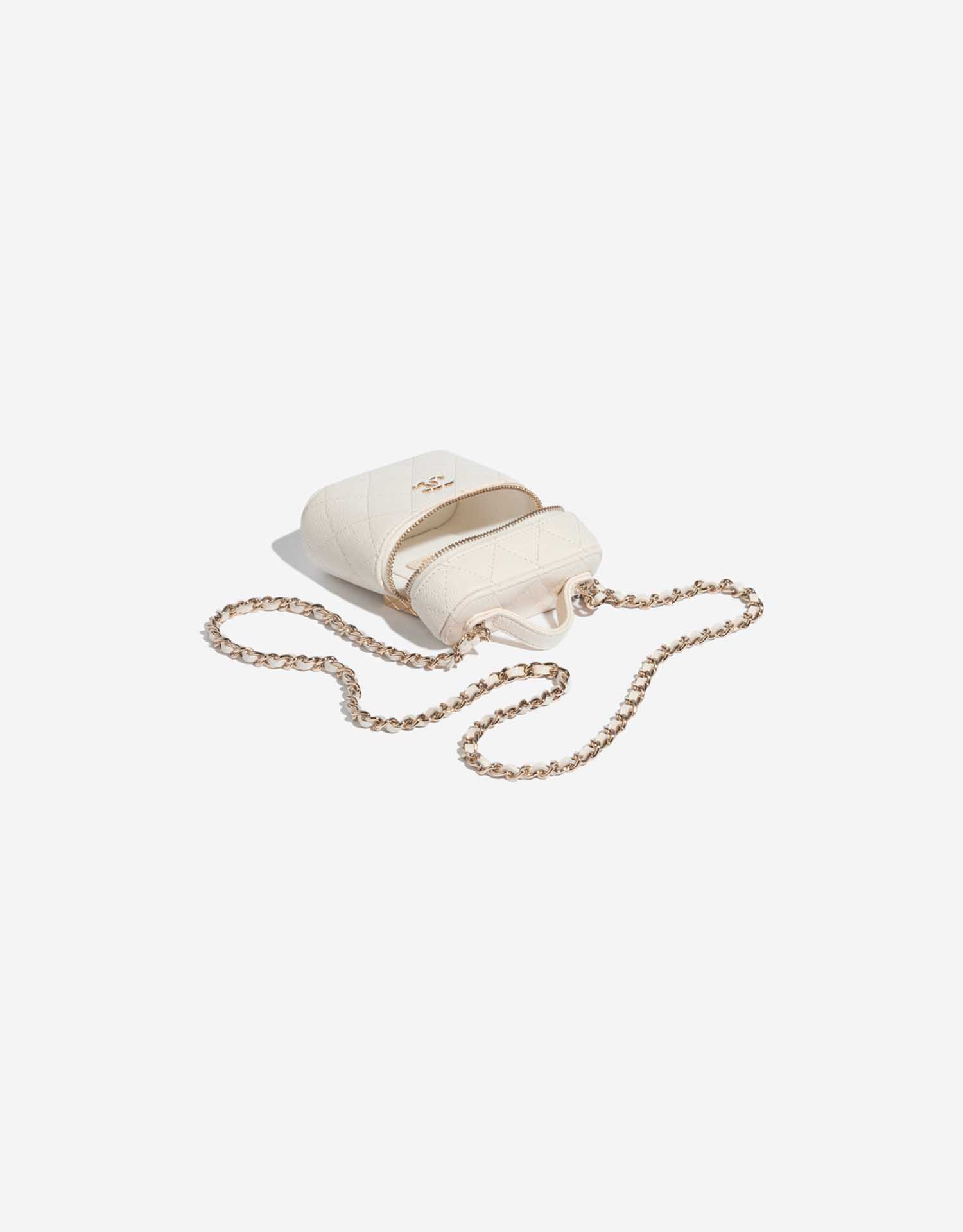 Pre-owned Chanel bag Vanity Mini Caviar White White Inside | Sell your designer bag on Saclab.com
