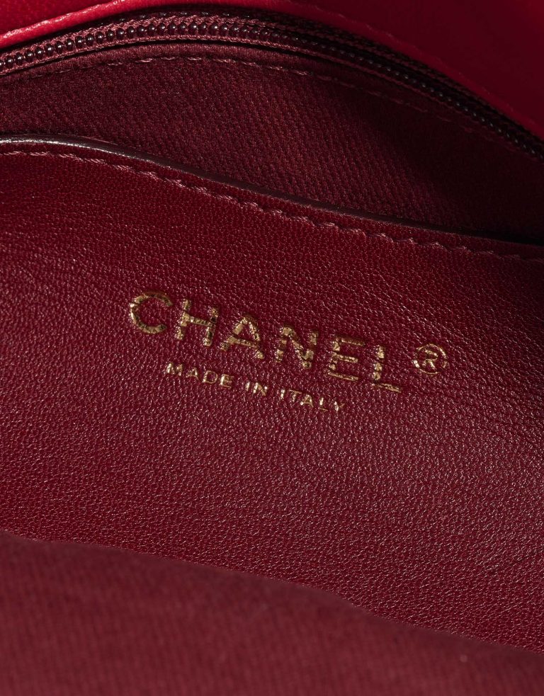 Pre-owned Chanel bag Bowling Mademoiselle Medium Lamb Raspberry Red Red Logo | Sell your designer bag on Saclab.com